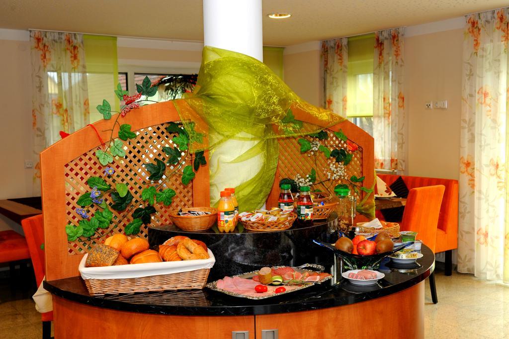 Rothsee Hotel アラースベルク エクステリア 写真